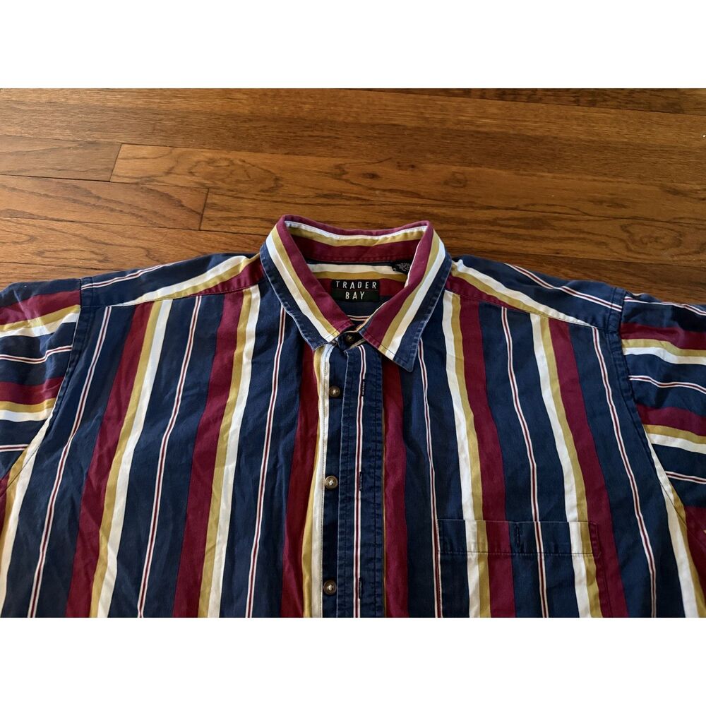 Vintage Trader Bay Vertical Stripe 100% Cotton Button Up